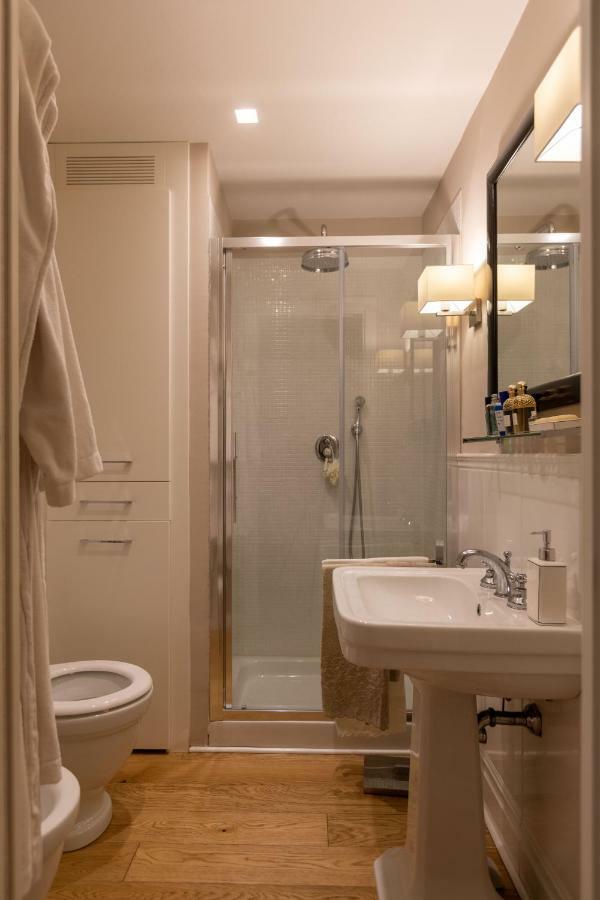 Santa Croce Luxury 2 Bedroom Florence Exterior photo