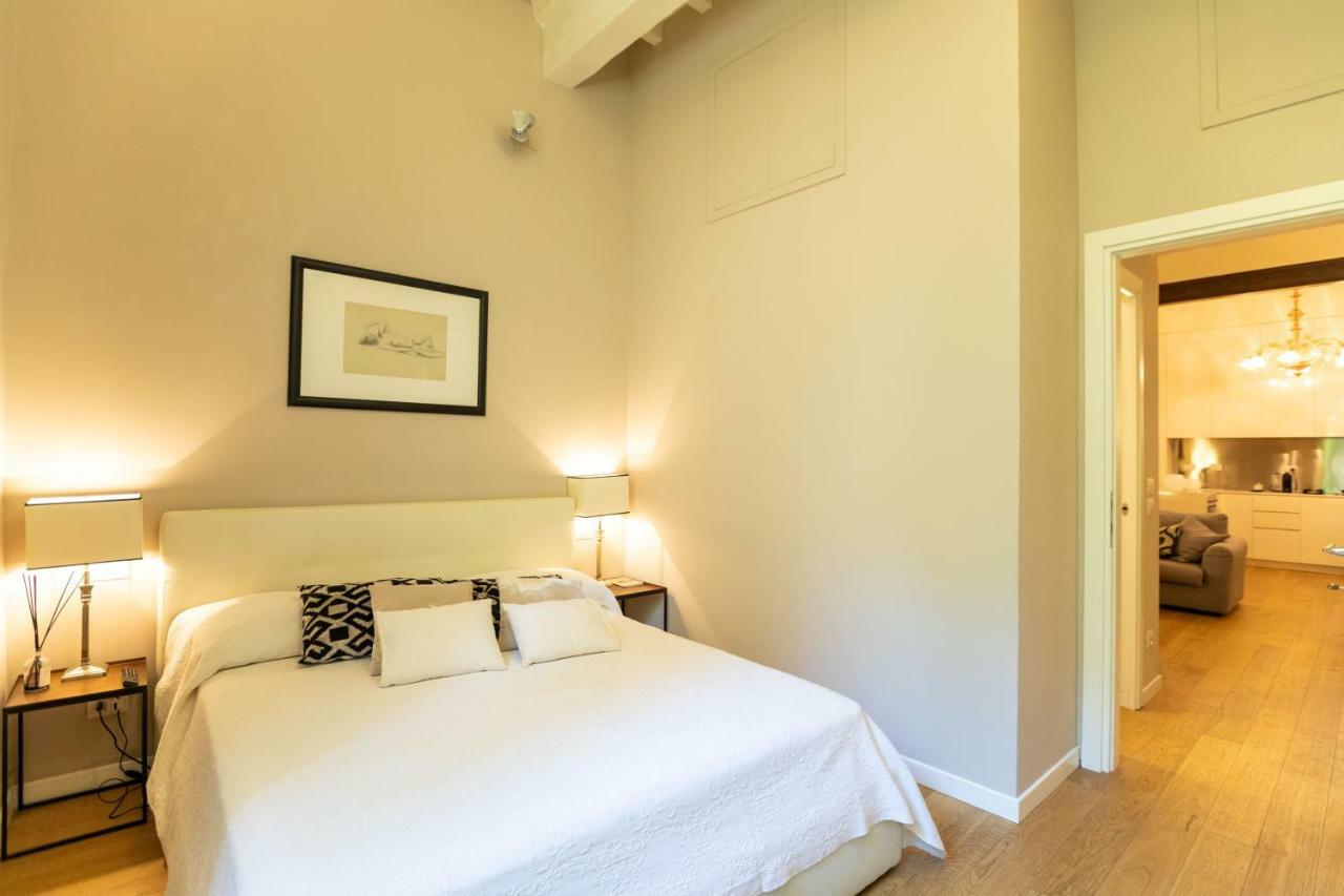 Santa Croce Luxury 2 Bedroom Florence Exterior photo